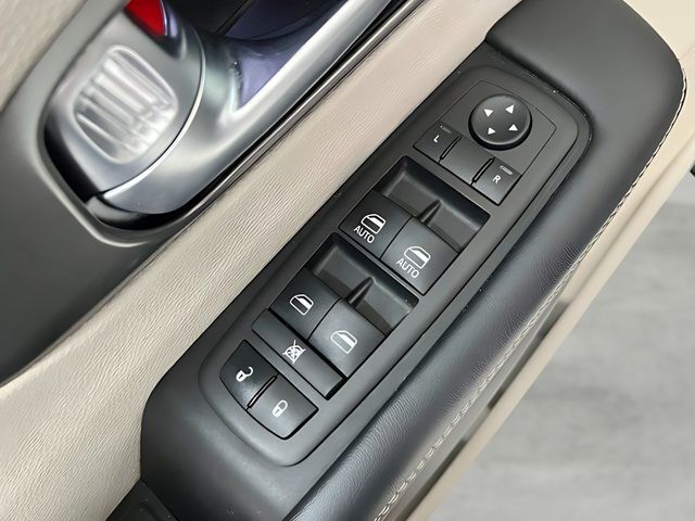 2024 Chrysler Pacifica Touring L Carrollton TX