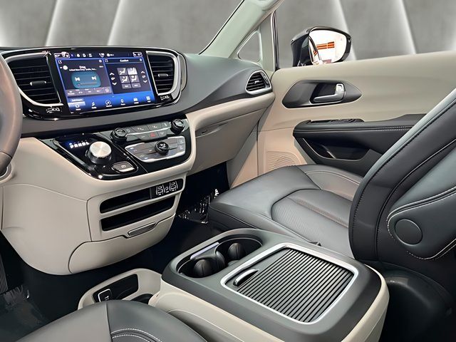 2024 Chrysler Pacifica Touring L Carrollton TX