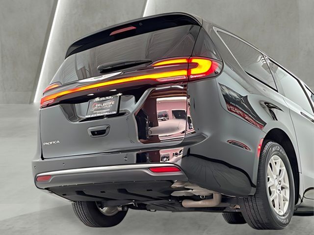 2024 Chrysler Pacifica Touring L Carrollton TX