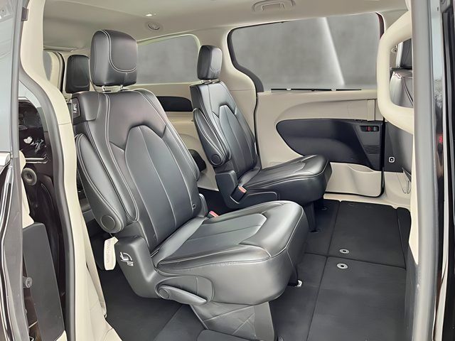 2024 Chrysler Pacifica Touring L Carrollton TX