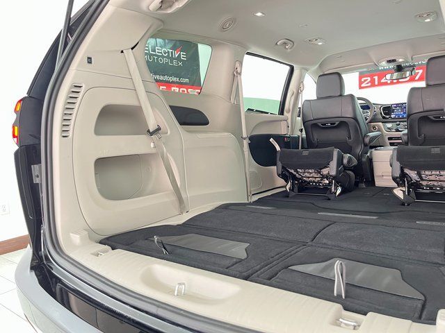 2024 Chrysler Pacifica Touring L Carrollton TX