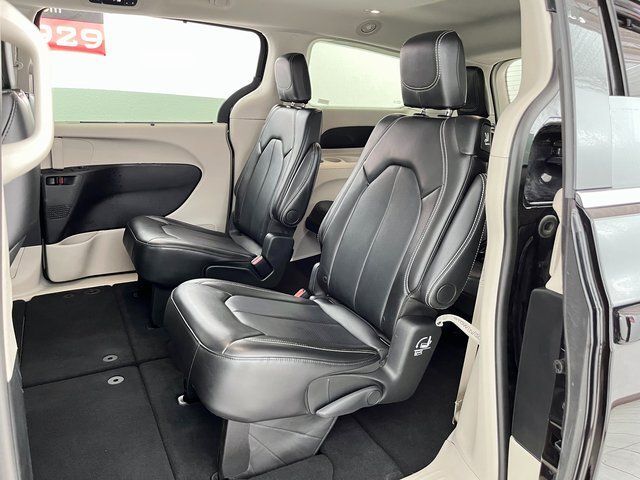 2024 Chrysler Pacifica Touring L Carrollton TX