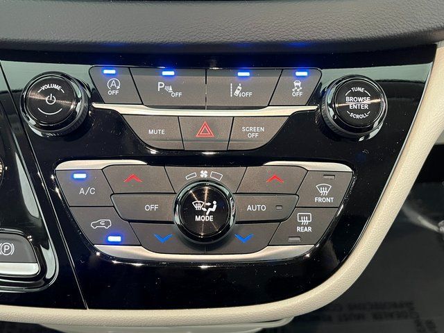 2024 Chrysler Pacifica Touring L Carrollton TX