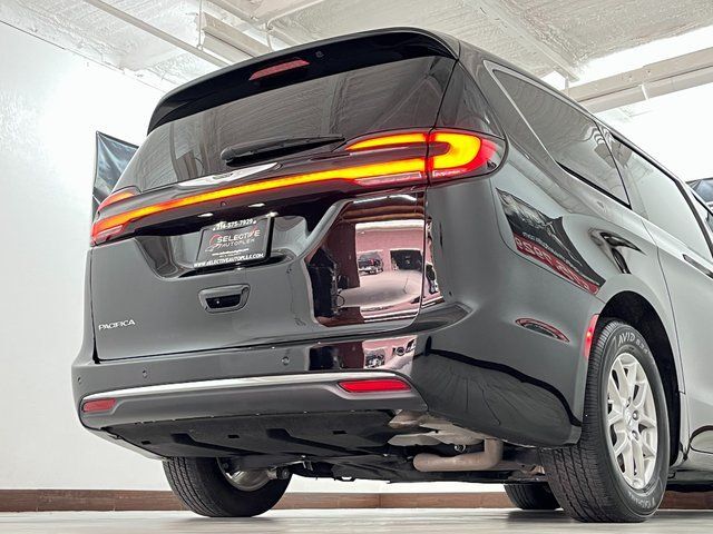 2024 Chrysler Pacifica Touring L Carrollton TX