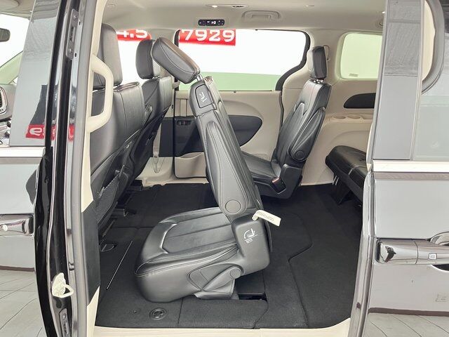 2024 Chrysler Pacifica Touring L Carrollton TX