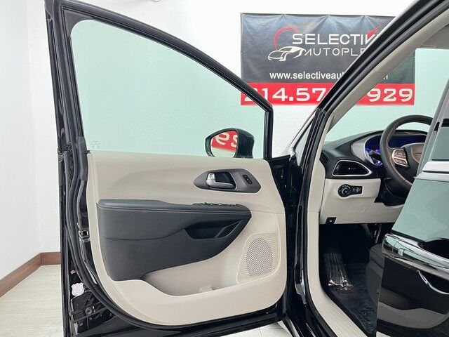 2024 Chrysler Pacifica Touring L Carrollton TX