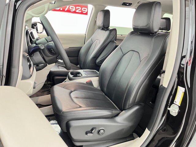 2024 Chrysler Pacifica Touring L Carrollton TX