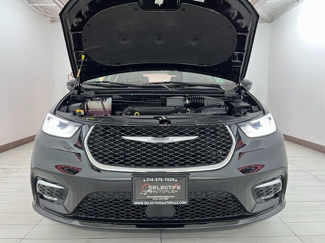 2024 Chrysler Pacifica Touring L Carrollton TX