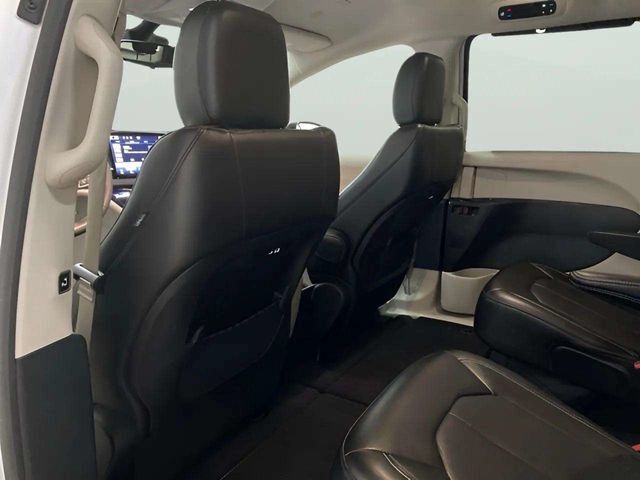 2024 Chrysler Pacifica Touring L Dallas TX