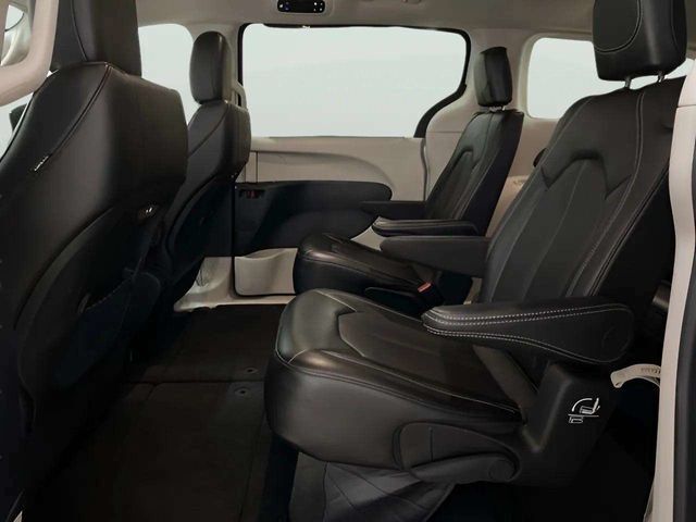 2024 Chrysler Pacifica Touring L Dallas TX