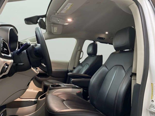 2024 Chrysler Pacifica Touring L Dallas TX