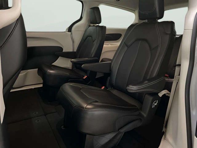 2024 Chrysler Pacifica Touring L Dallas TX