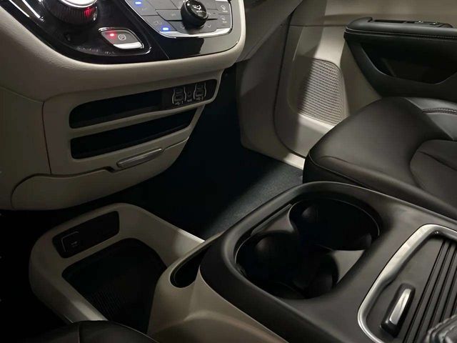 2024 Chrysler Pacifica Touring L Dallas TX