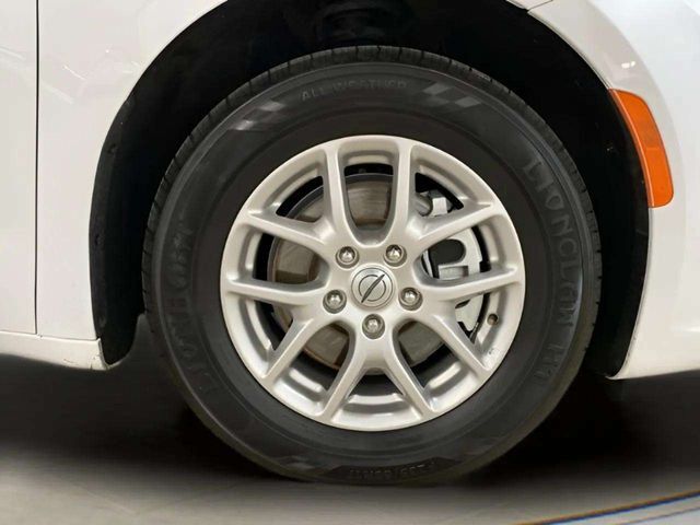 2024 Chrysler Pacifica Touring L Dallas TX