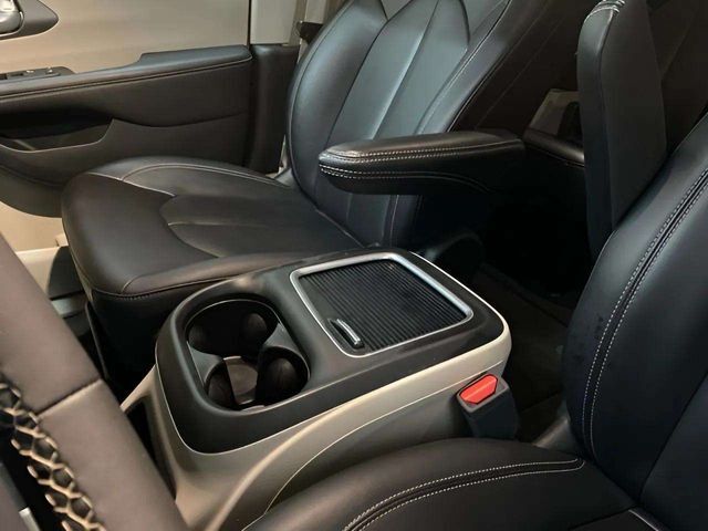 2024 Chrysler Pacifica Touring L Dallas TX