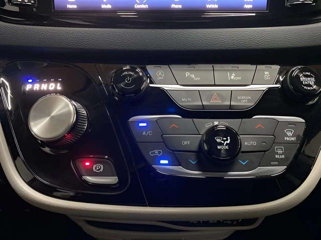 2024 Chrysler Pacifica Touring L Dallas TX