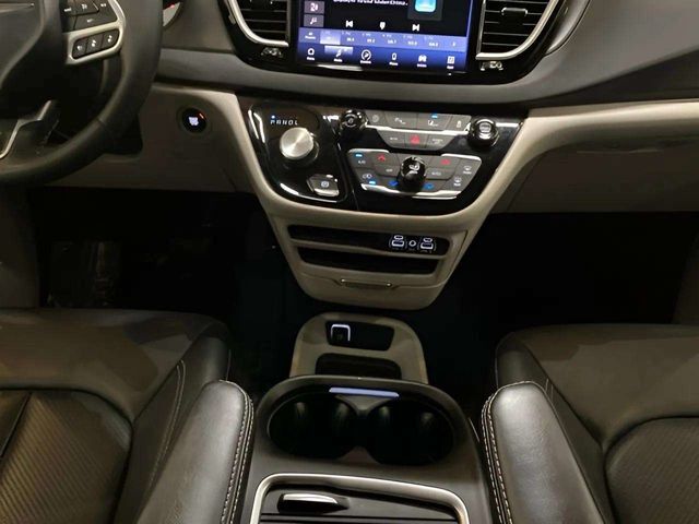 2024 Chrysler Pacifica Touring L Dallas TX
