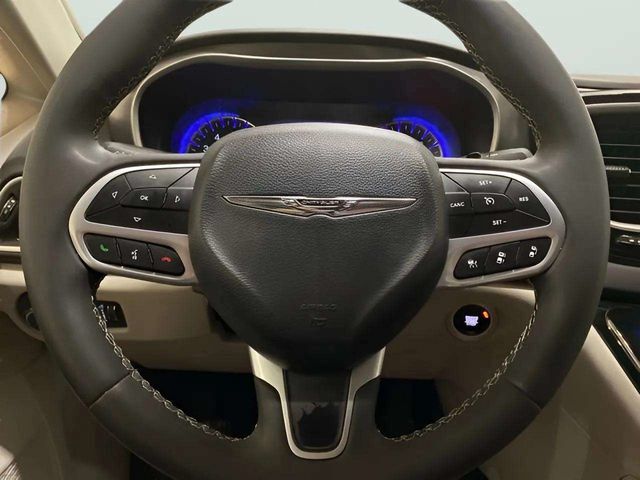 2024 Chrysler Pacifica Touring L Dallas TX