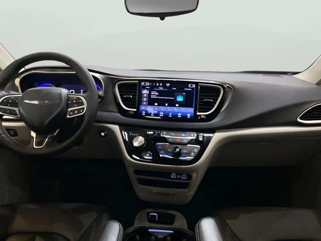 2024 Chrysler Pacifica Touring L Dallas TX