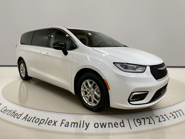2024 Chrysler Pacifica Touring L Dallas TX