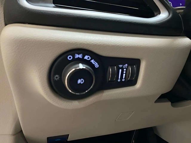 2024 Chrysler Pacifica Touring L Dallas TX