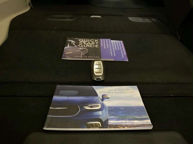 2024 Chrysler Pacifica Touring L Dallas TX