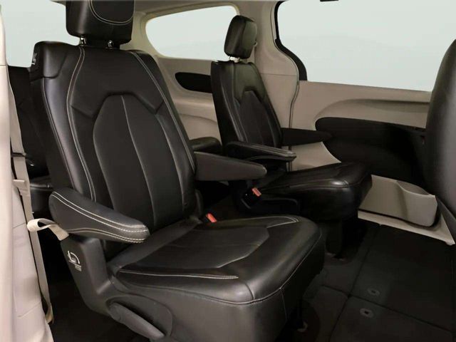 2024 Chrysler Pacifica Touring L Dallas TX