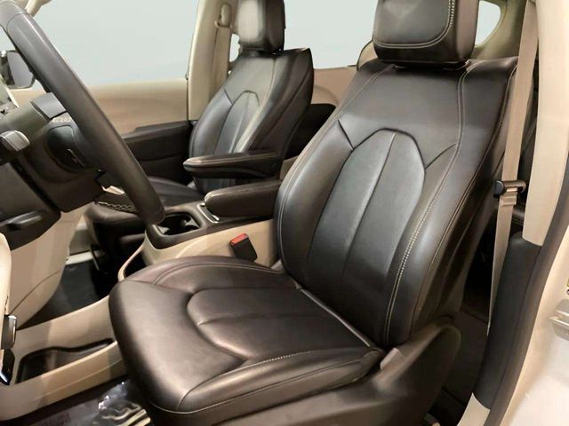 2024 Chrysler Pacifica Touring L Dallas TX