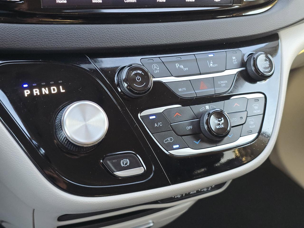 2024 Chrysler Pacifica Touring L Dalton GA