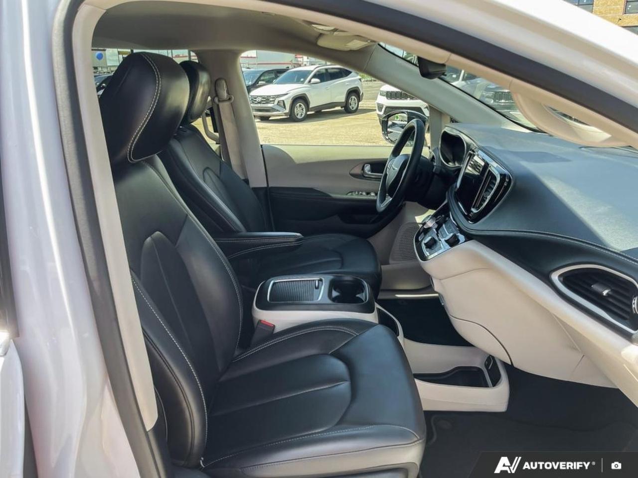 2024 Chrysler Pacifica Touring-L Edmonton AB