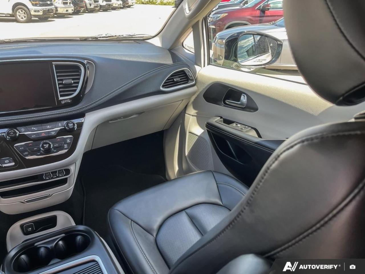 2024 Chrysler Pacifica Touring-L Edmonton AB