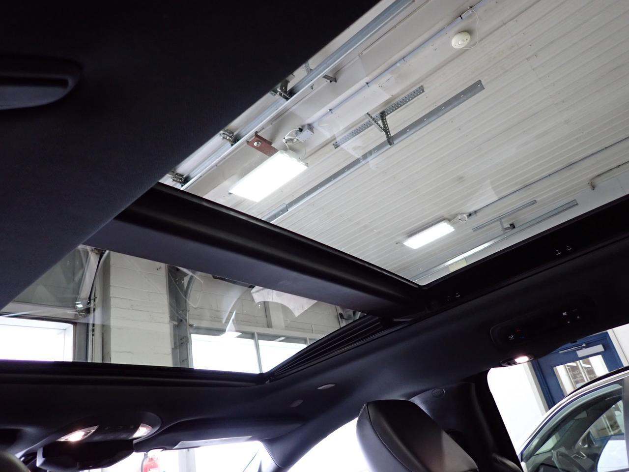 2024 Chrysler Pacifica Touring-L FWD LEATHER Listowel ON