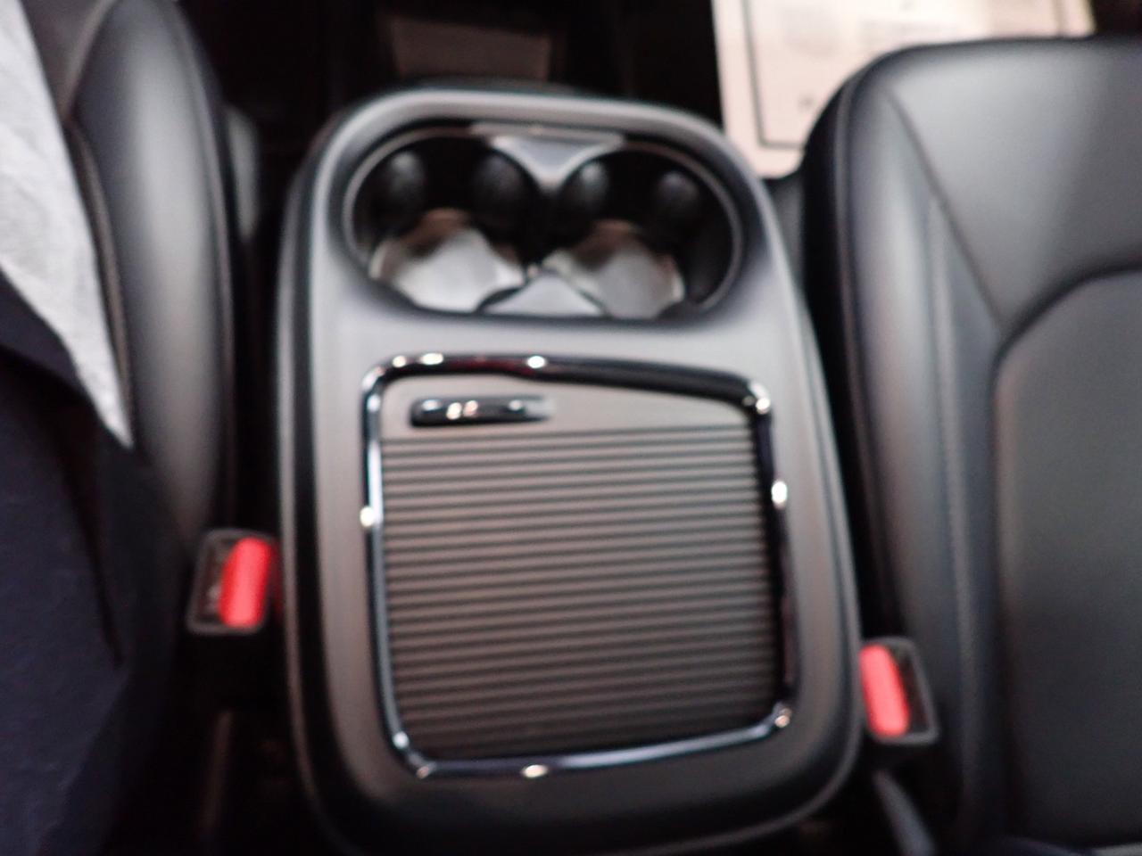 2024 Chrysler Pacifica Touring-L FWD LEATHER Listowel ON