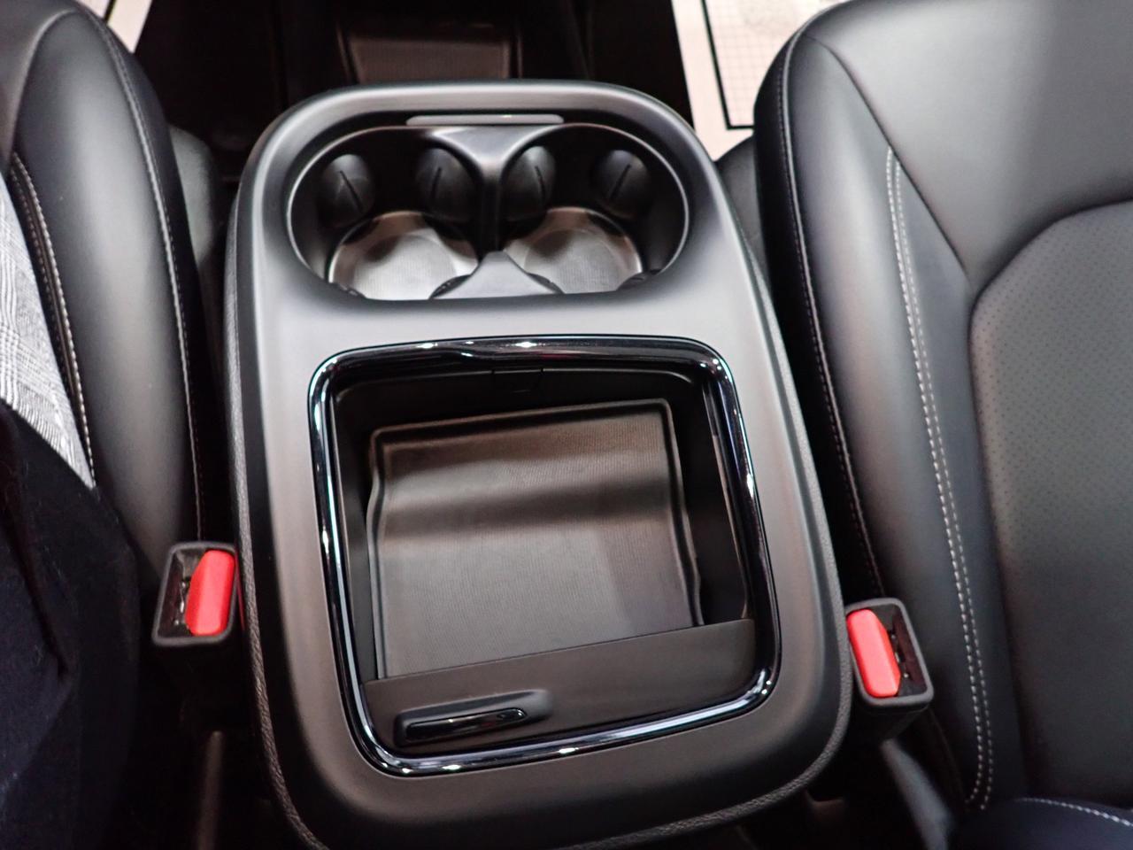 2024 Chrysler Pacifica Touring-L FWD LEATHER Listowel ON