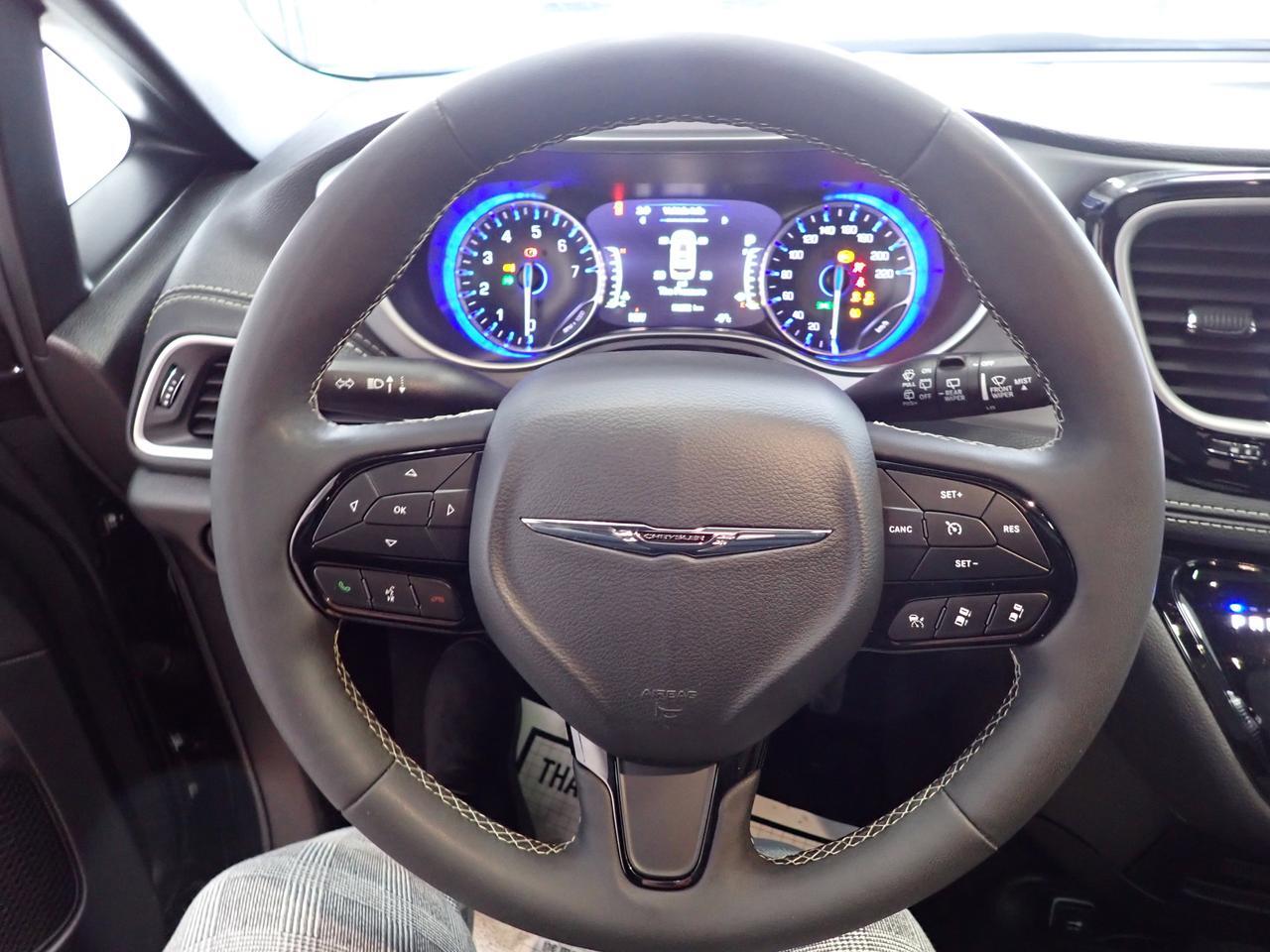 2024 Chrysler Pacifica Touring-L FWD LEATHER Listowel ON