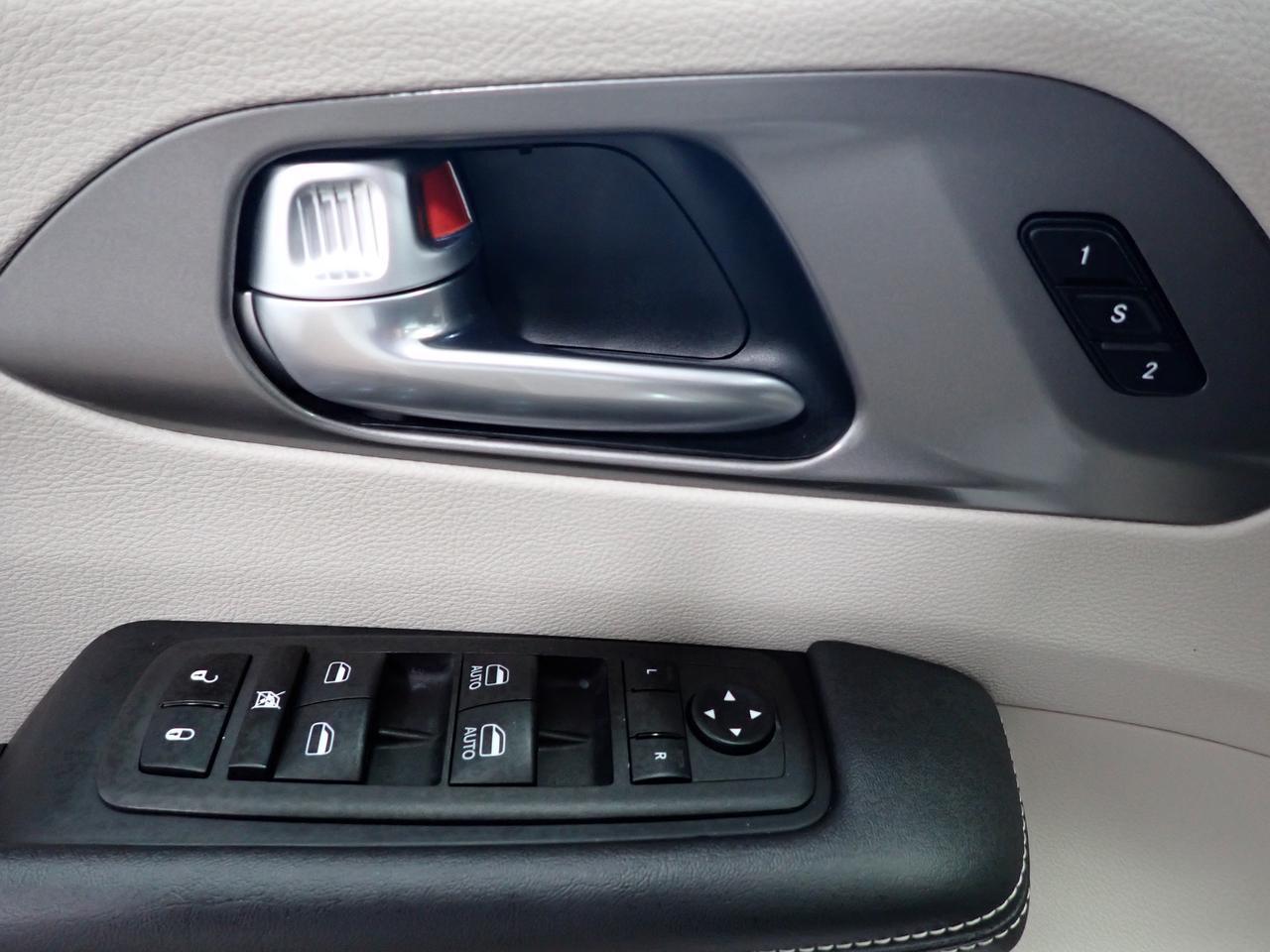 2024 Chrysler Pacifica Touring-L FWD Listowel ON