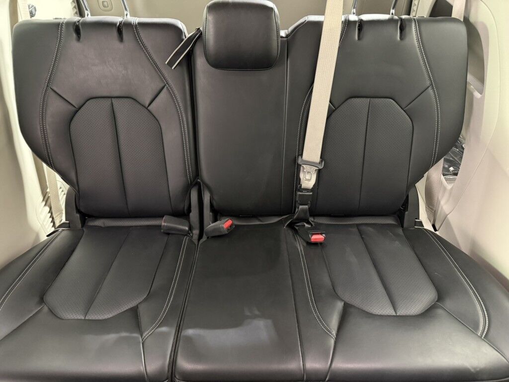 2024 Chrysler Pacifica Touring L FWD Maumee OH