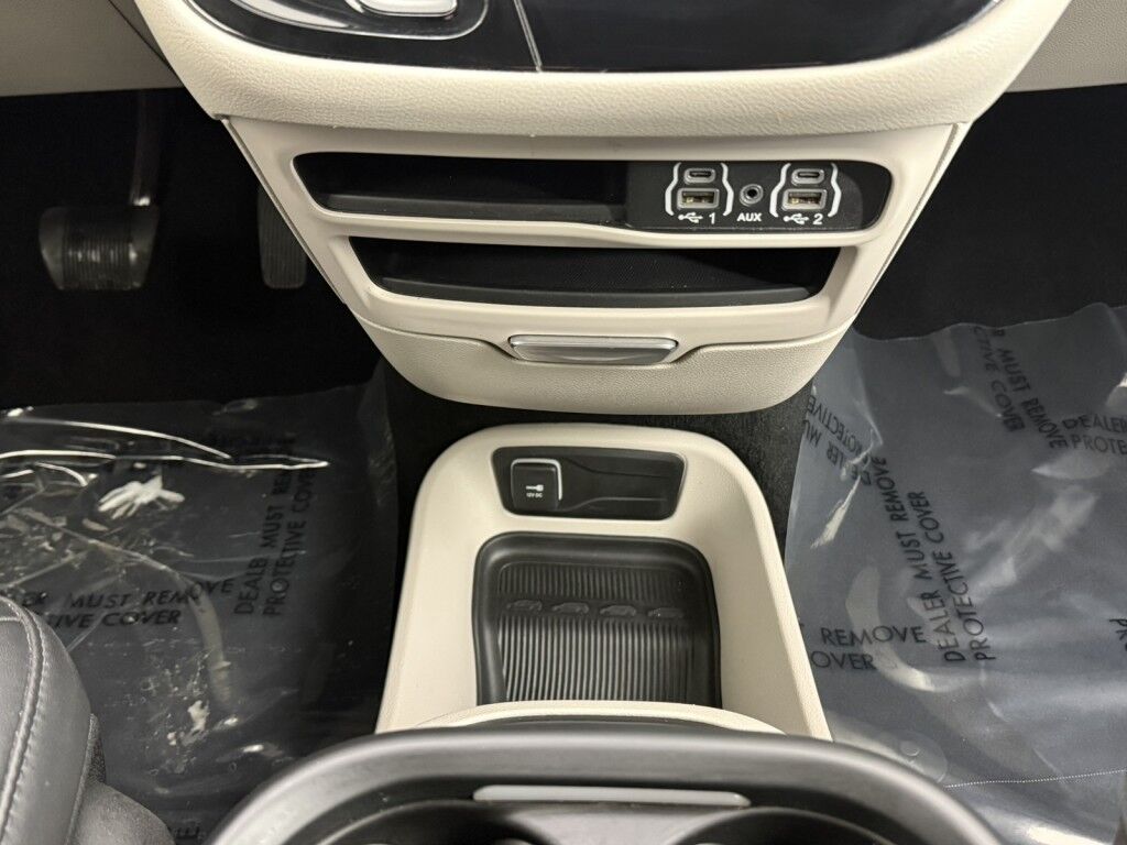 2024 Chrysler Pacifica Touring L FWD Maumee OH