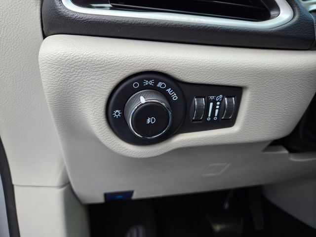 2024 Chrysler Pacifica Touring L Folsom CA