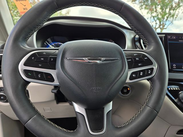 2024 Chrysler Pacifica Touring L Folsom CA