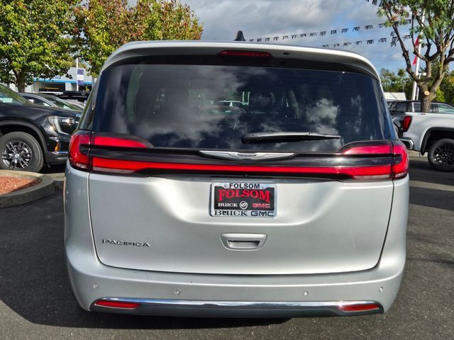 2024 Chrysler Pacifica Touring L Folsom CA