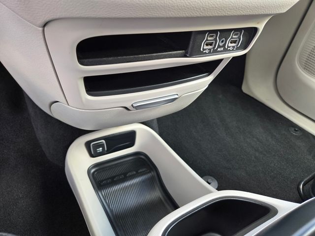2024 Chrysler Pacifica Touring L Folsom CA
