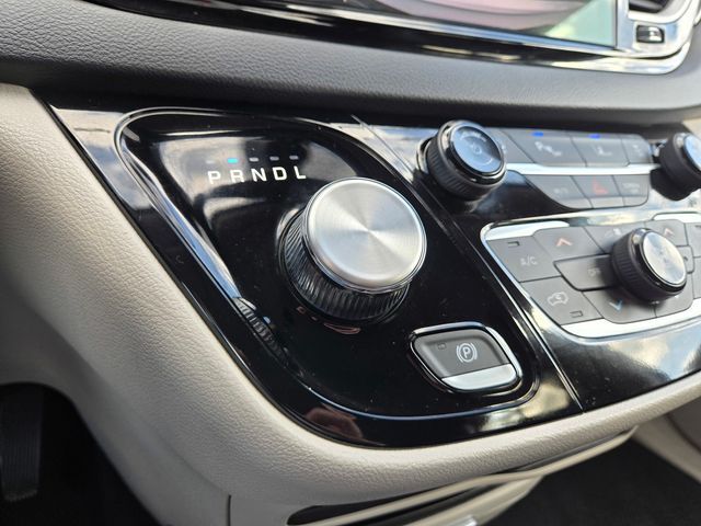 2024 Chrysler Pacifica Touring L Folsom CA
