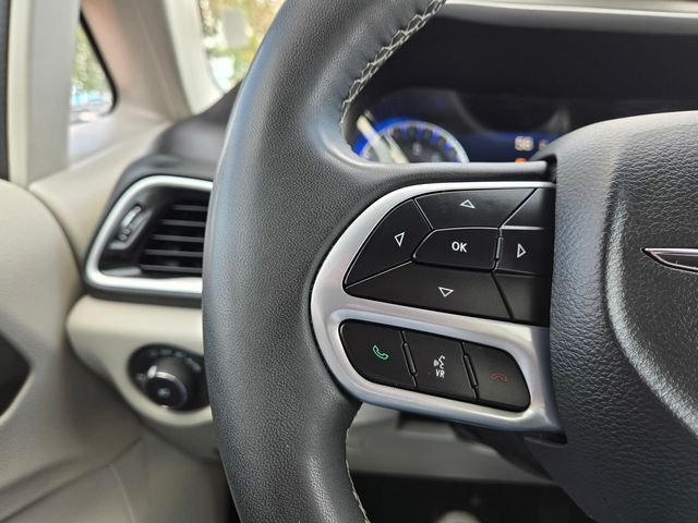 2024 Chrysler Pacifica Touring L Folsom CA