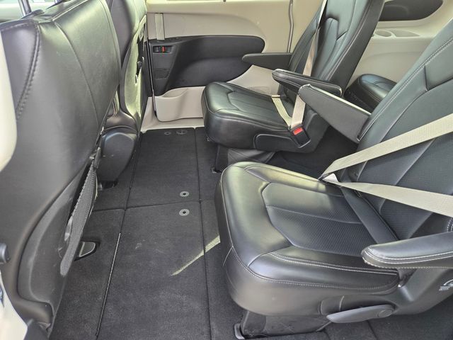 2024 Chrysler Pacifica Touring L Folsom CA