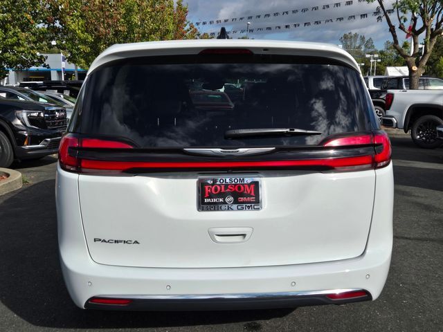 2024 Chrysler Pacifica Touring L Folsom CA