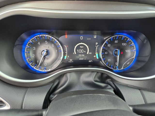 2024 Chrysler Pacifica Touring L Folsom CA