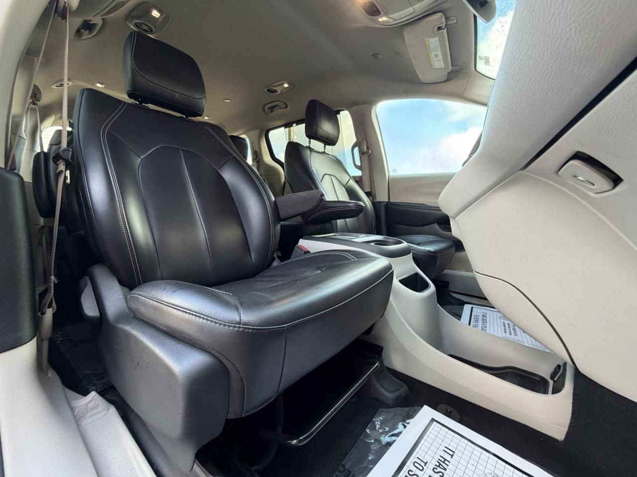 2024 Chrysler Pacifica Touring L Hollywood FL