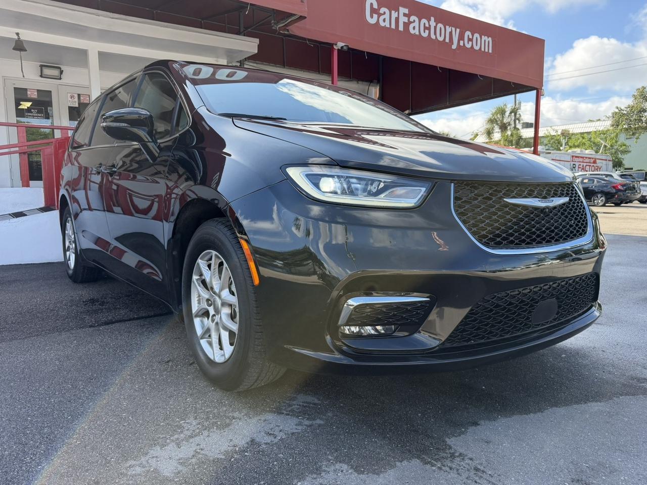 2024 Chrysler Pacifica Touring L Hollywood FL