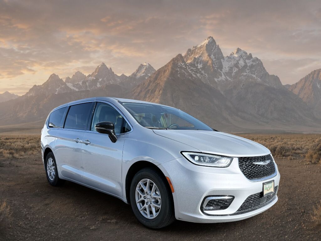 2024 Chrysler Pacifica Touring L Idaho Falls ID